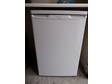 £40 - WHITE UNDER counter Frigidaire fridge